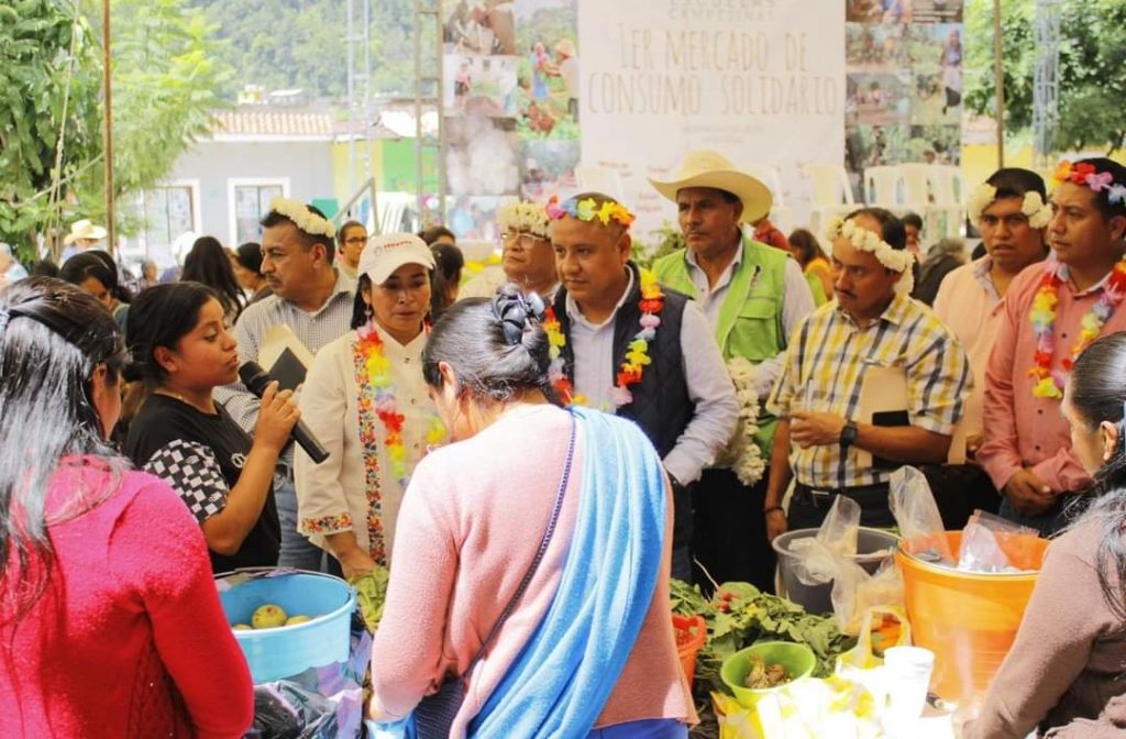 Realizan en Zongolica el Primer Mercado Solidario