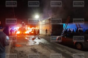 Incendio consume bodega de materiales de reciclado en Nogales