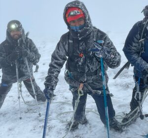 Se extravía grupo de alpinistas en el Pico de Orizaba; una muere