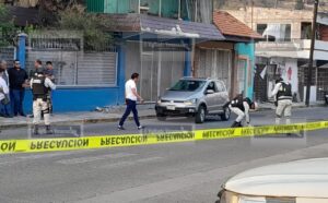 Los asaltan en Ciudad Mendoza; uno fue baleado 