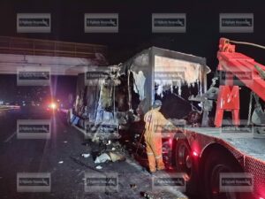 Se incendia Tortón en la autopista Puebla-Orizaba