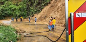 Se registra derrumbe en el tramo Nepopoalco-Apixtepec en Zongolica 