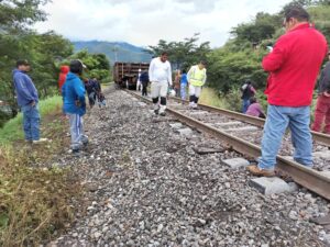 Se descarrila tren en Nogales; fue por presunta falla en las vías