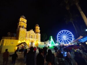 Inauguran de manera formal la pista de Hielo y la Laguna iluminada de Nogales