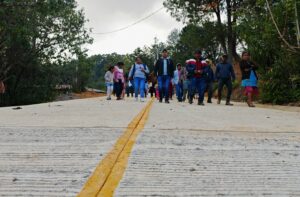 Autoridades de Xoxocotla inauguran pavimentación de camino en Sección 1a