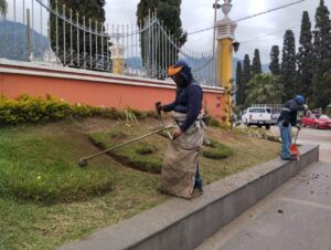 Ayuntamiento de Nogales mantiene en óptimas condiciones las áreas verdes