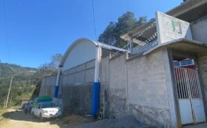 Autoridades Municipales de Tehuipango inauguran y entregan techado escolar en el Preescolar Venustiano Carranza, de la localidad de Tzompoalecca 1