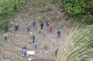 Localizan cuerpo calcinado en carretera a Loma Grande, Mariano Escobedo