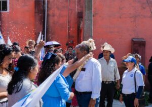 Propone Miguel Ángel Bautista dotar de tabletas electrónicas a estudiantes de Secundaria y Telebachillerato