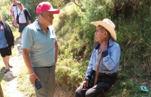 José Castillo Romero "Rigo", recorre las comunidades de Mecaxtzintitla, Tenexapa y Tepeyolulco
