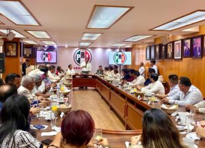 Alcaldes electos del PRI y Gobernadora Rocío Nahle pactan civilidad y compromiso con Veracruz