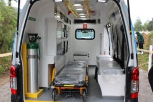 Adquiere ayuntamiento de Tehuipango nueva ambulancia equipada