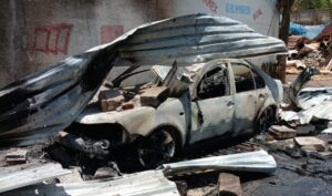 Explota pipa al interior de una ferretera en la localidad de Tlaltzala, municipio de Soledad Atzompa