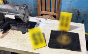 Desmantelan taller clandestino de uniformes militares en Veracruz