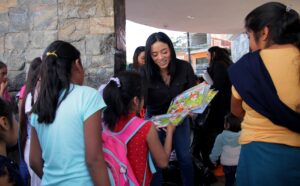 Reyes Magos llegan a las comunidades más alejadas de Zongolica 