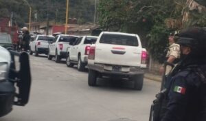 Federales y Estatales catean Bar en Tlilapan